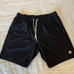 Vuori Kore Short with Liner 8”. Size Large. Worn less than 5 times